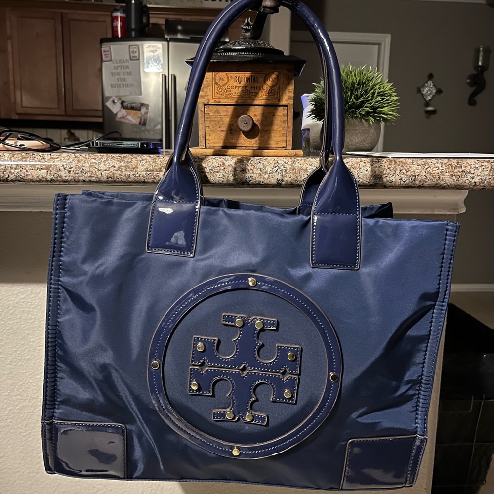 Like New Tory Burch Ella Patent Tote